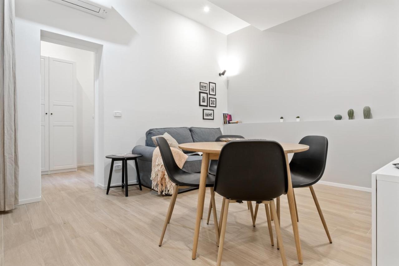 Piazza Maggiore White Apartment Болоня Екстериор снимка
